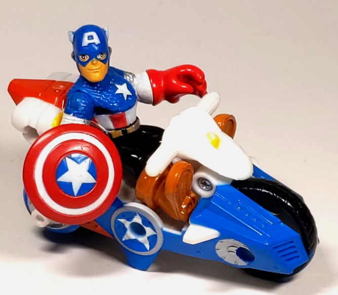 Playskool Heroes Marvel Super Hero Captain America & Shield & Racer Motorcycle